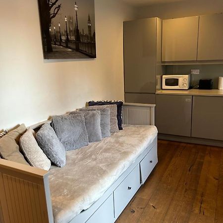 Luxurious Central Soho Apartment Лондон Экстерьер фото